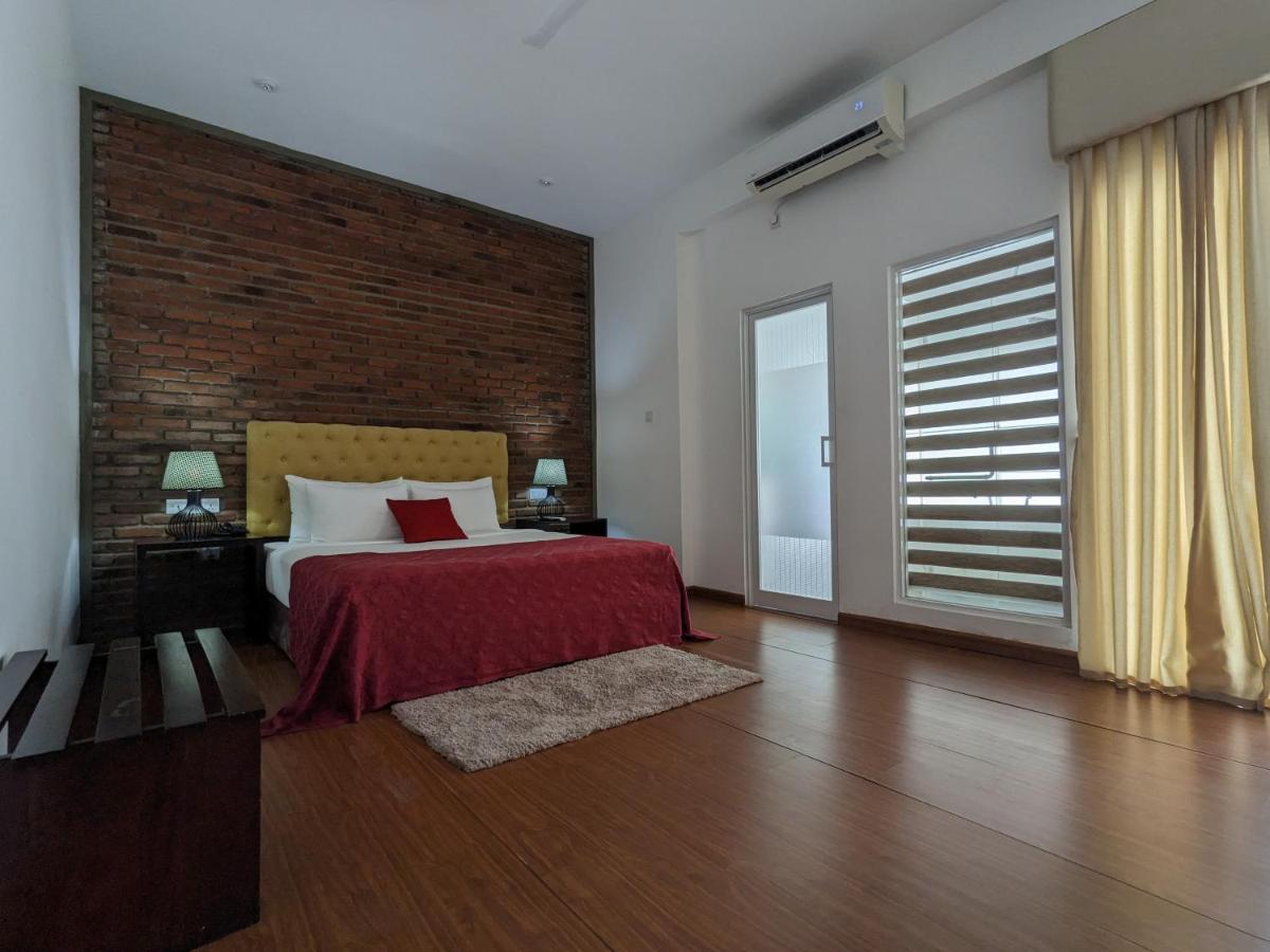 Daffodils Beach Negombo Extérieur photo
